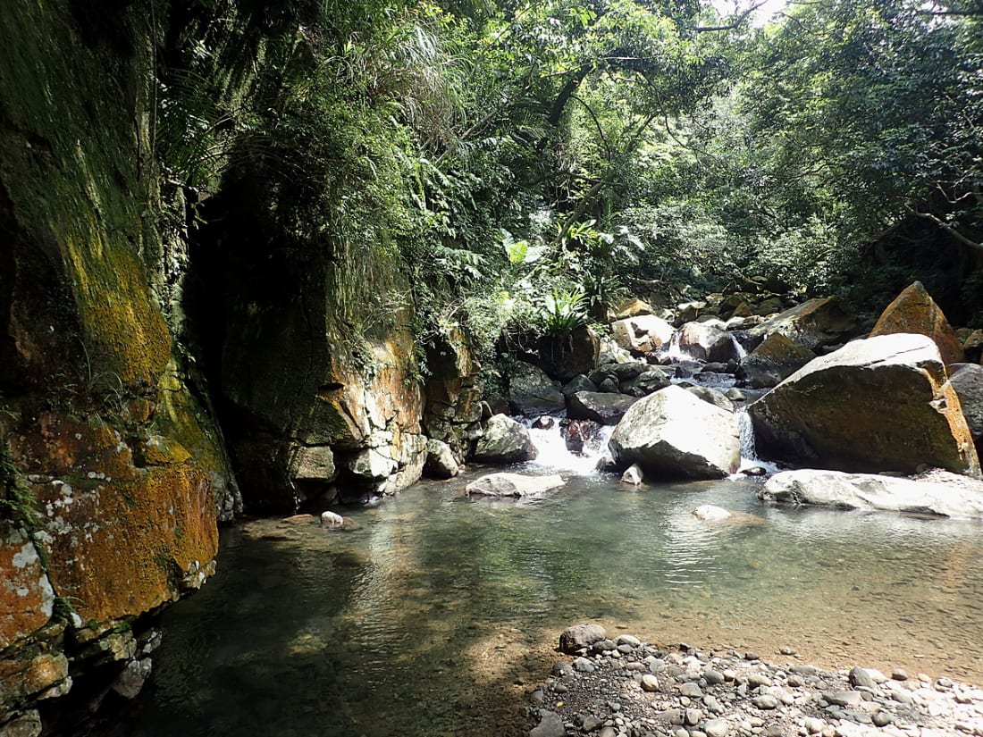 River tracing at  lǎo méi xī in Taipei - photo 5