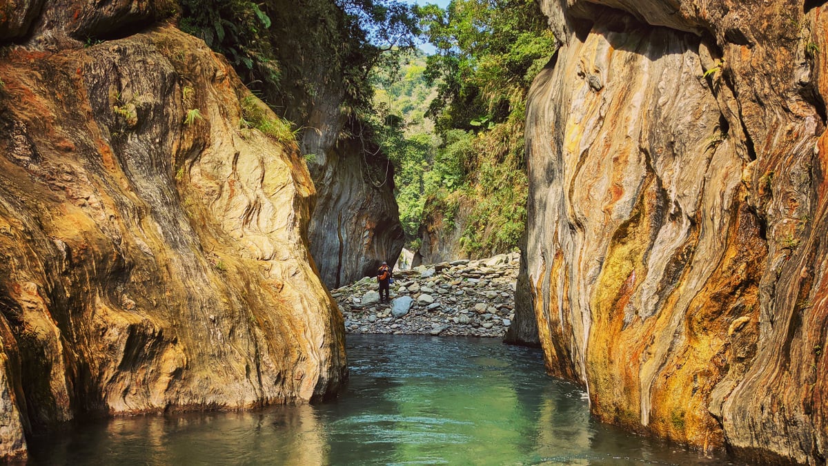 River tracing at Mohen river in Yilan - photo 8
