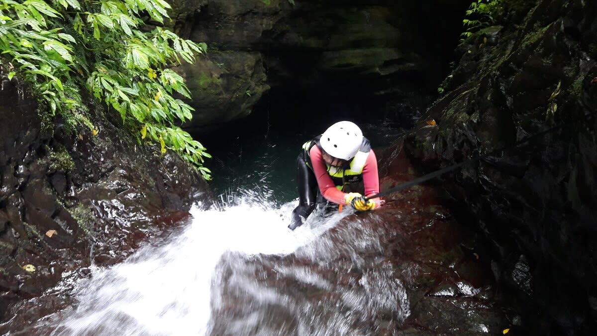 River tracing at Dezikou creek in Yilan - photo 6