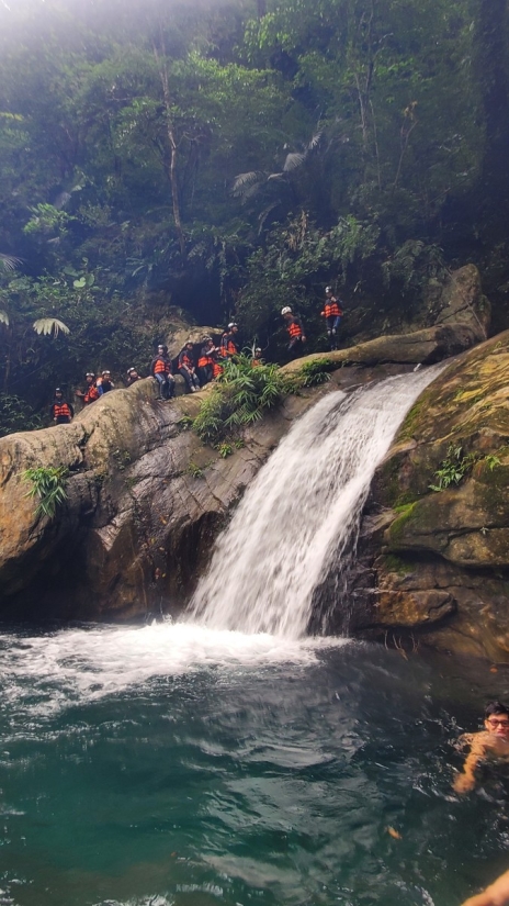 River tracing at Lupi river in Yilan - photo 6