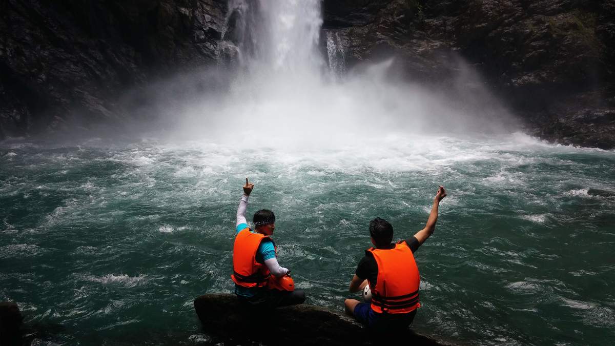 River tracing at Lupi river in Yilan - photo 11