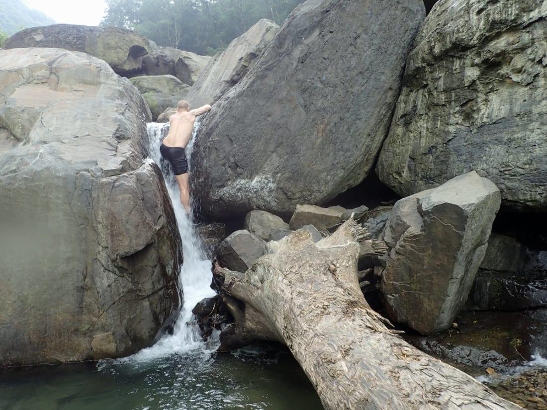 River tracing at Zhongkeng river in Taipei - photo 8