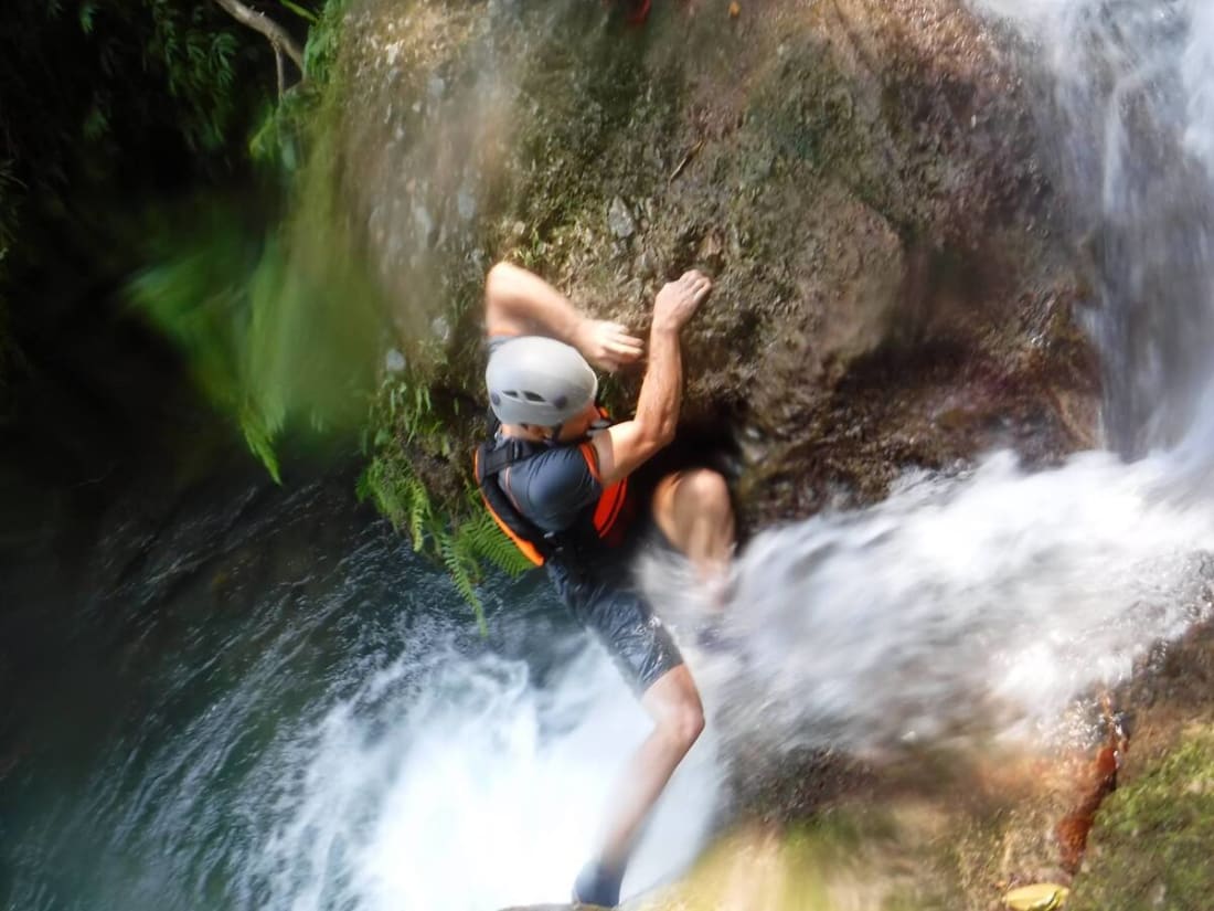 River tracing at Dezikou creek in Yilan - photo 1