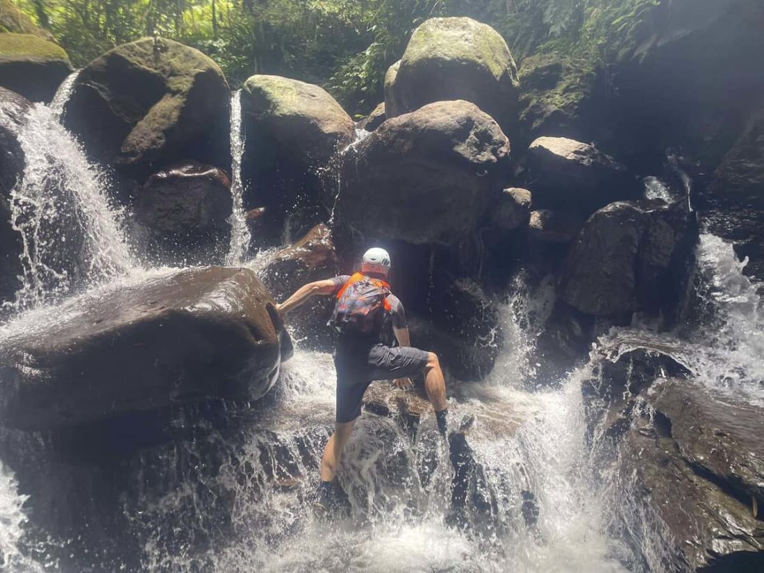 River tracing at Mǎ sù xī in Taipei - photo 2