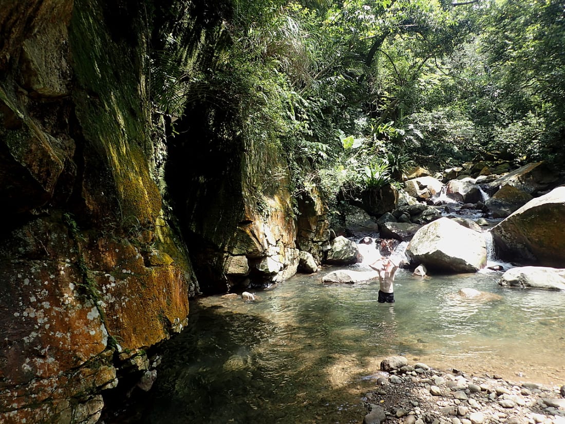 River tracing at  lǎo méi xī in Taipei - photo 8