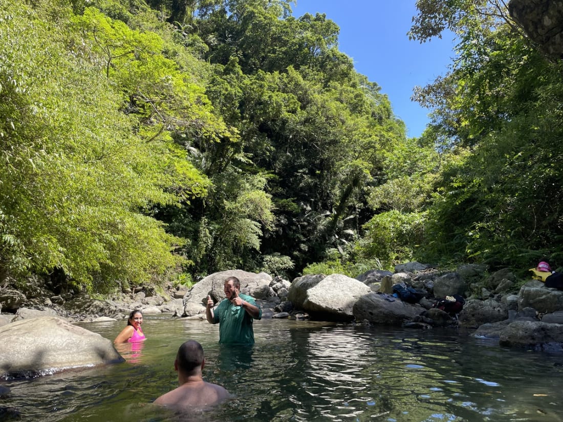 River tracing at Jiuliao creek in Taipei - photo 3