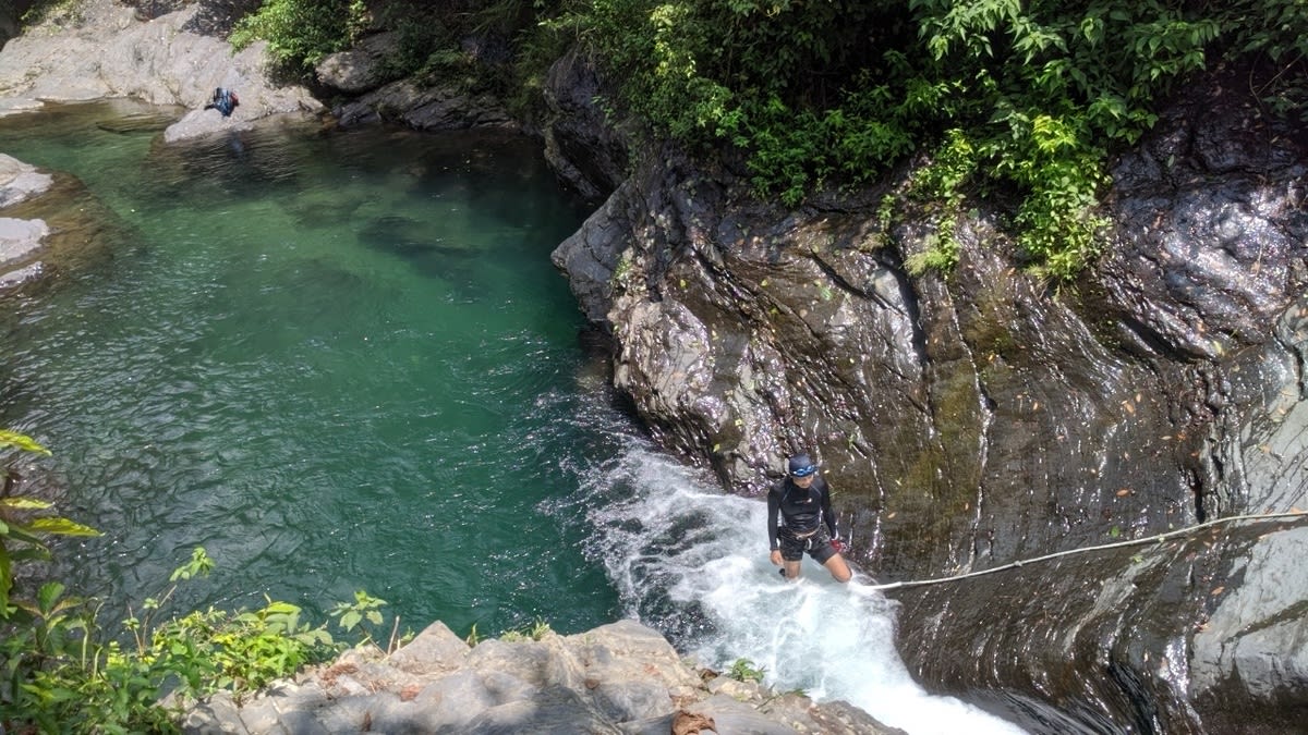 River tracing at Niujiaowan creek in Pingtung - photo 2