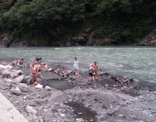 River tracing photo 3