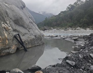 River tracing photo 3