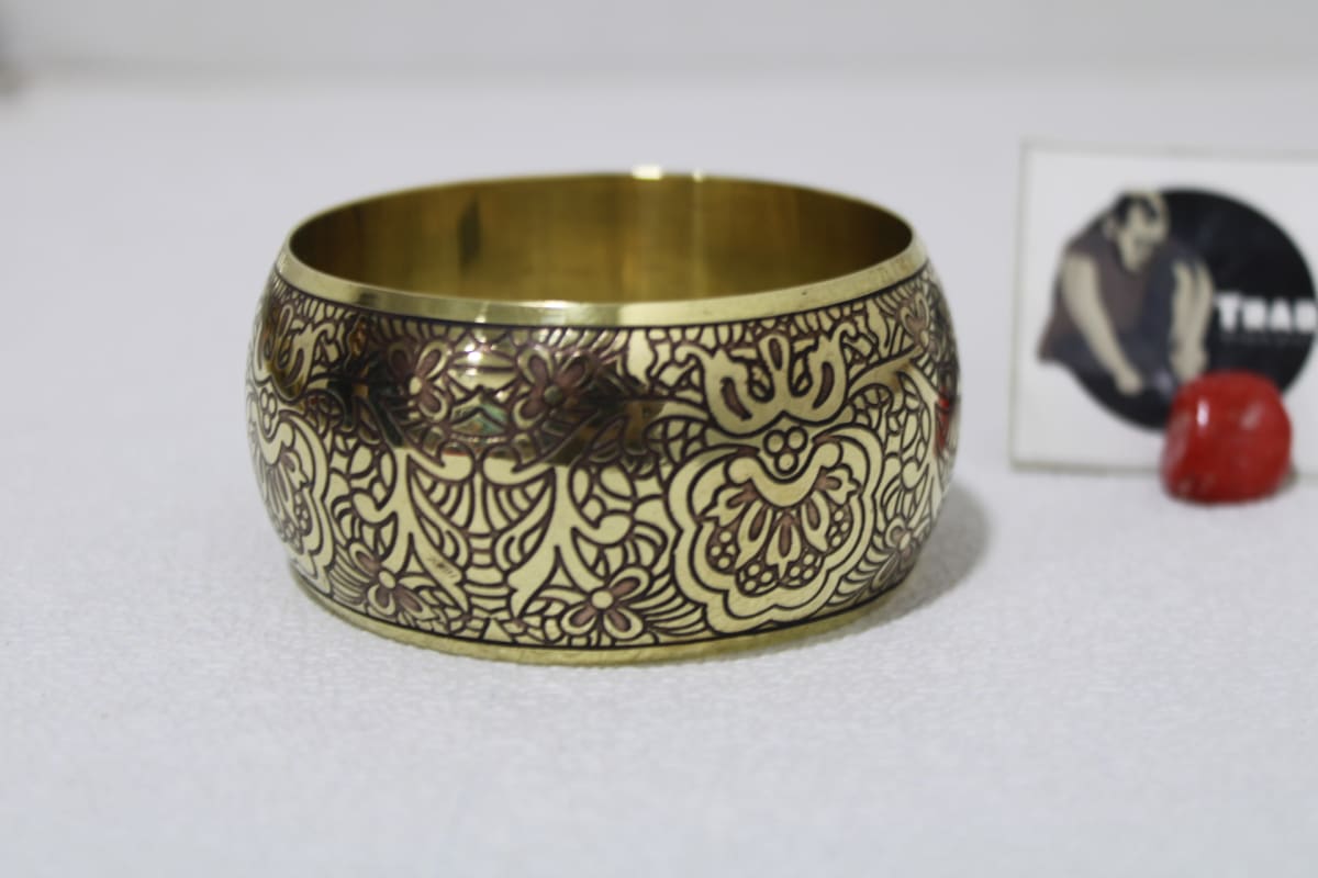 Brass Bangle In Flower Design