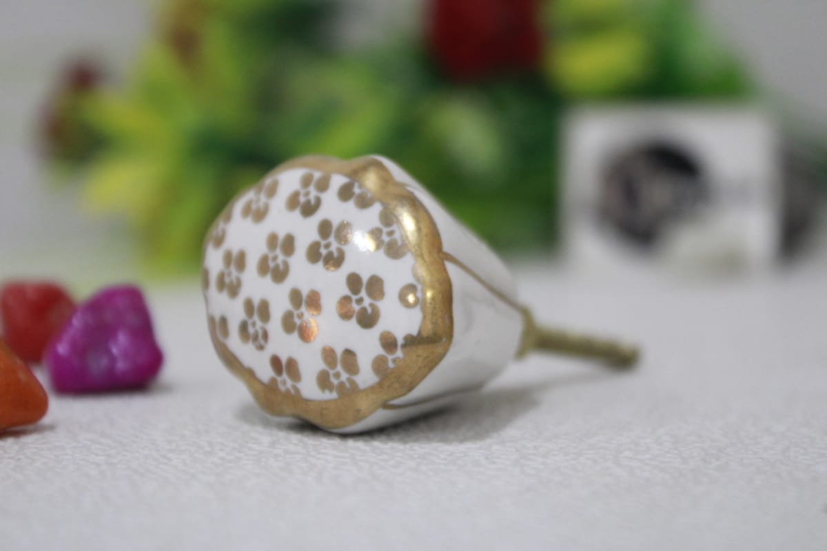 Golden Printed Flower Ceramic Knob