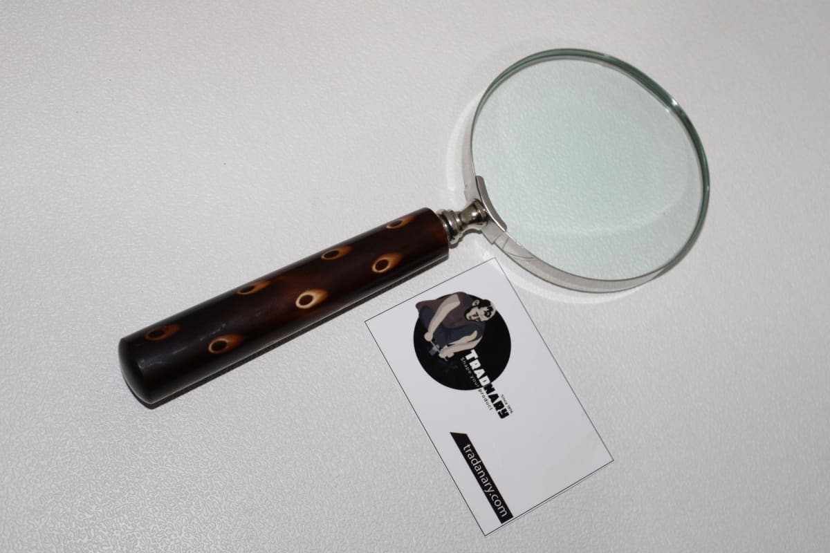 Antic Magnifying Glass — Resin