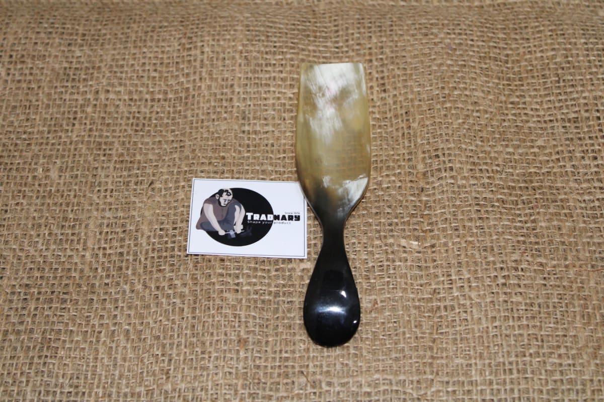 Curved Handle Serving Horn Spoon — Horn