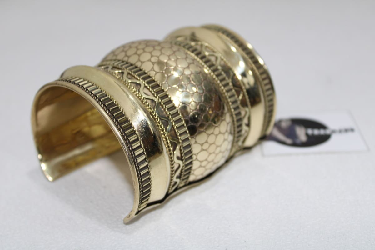 Antique Rare Design Openable Brass Cuff — Brass