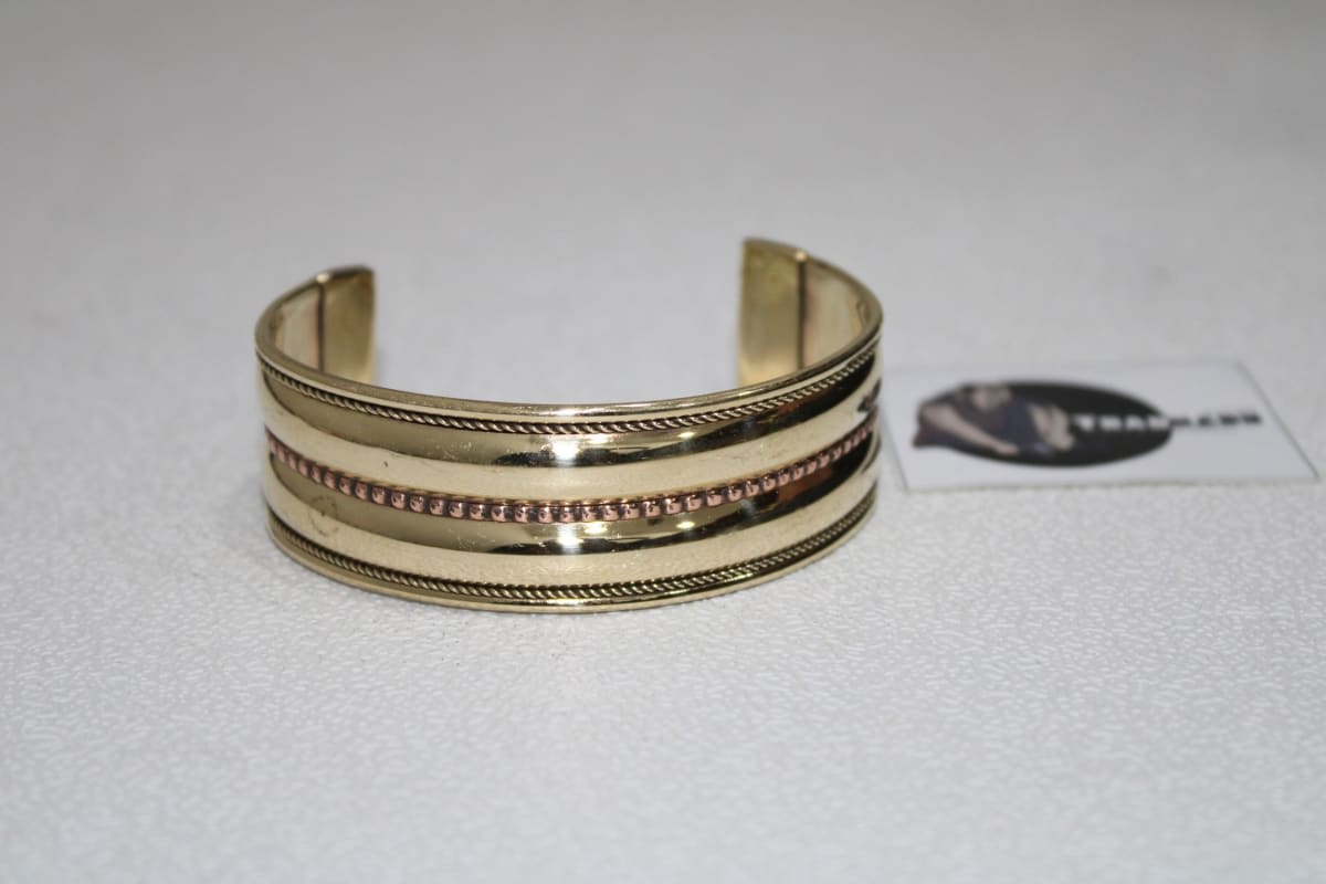 Single Copper Bending In Middle Brass Cuff — Brass