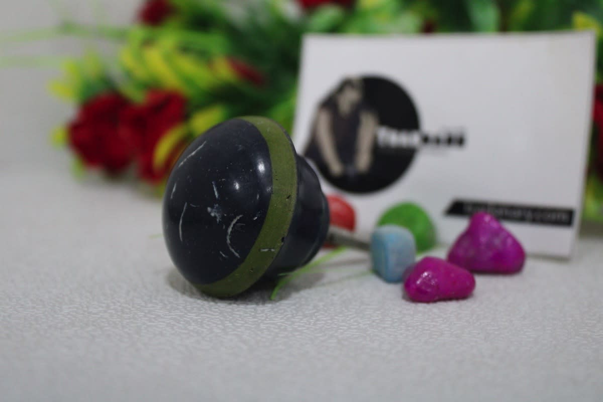 Resin knob — Resin