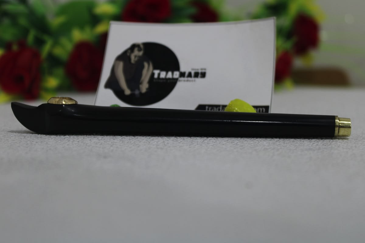 Medwakh Pipe — Resin & Brass