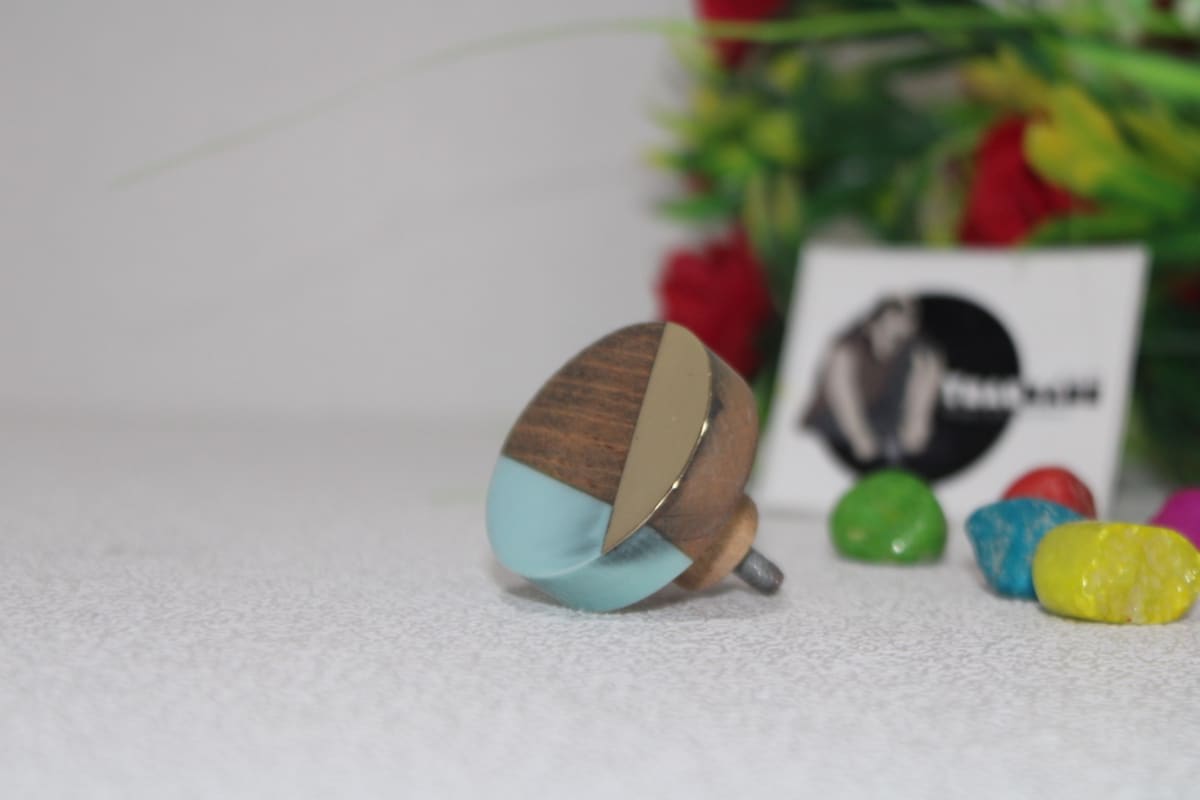 Resin & wood & Brass Knob — Resin & wood & Brass