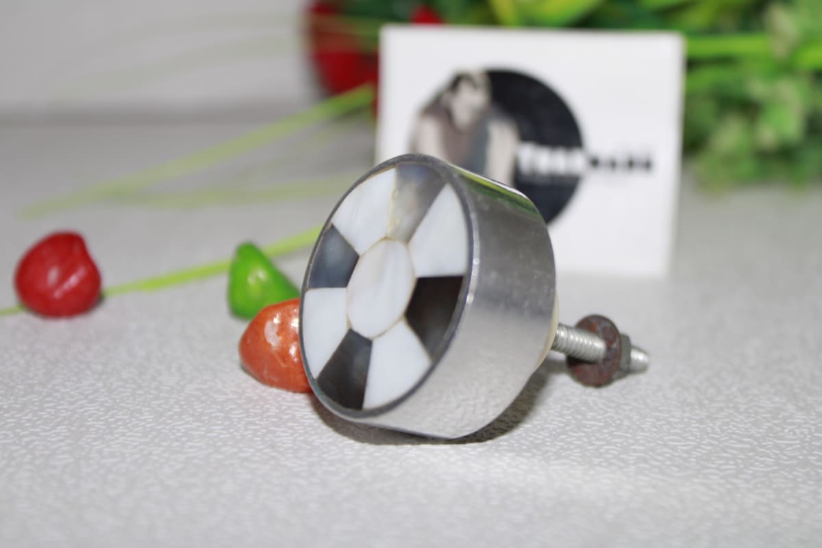 Mother Of Pearl Knob — Mother Of Pearl