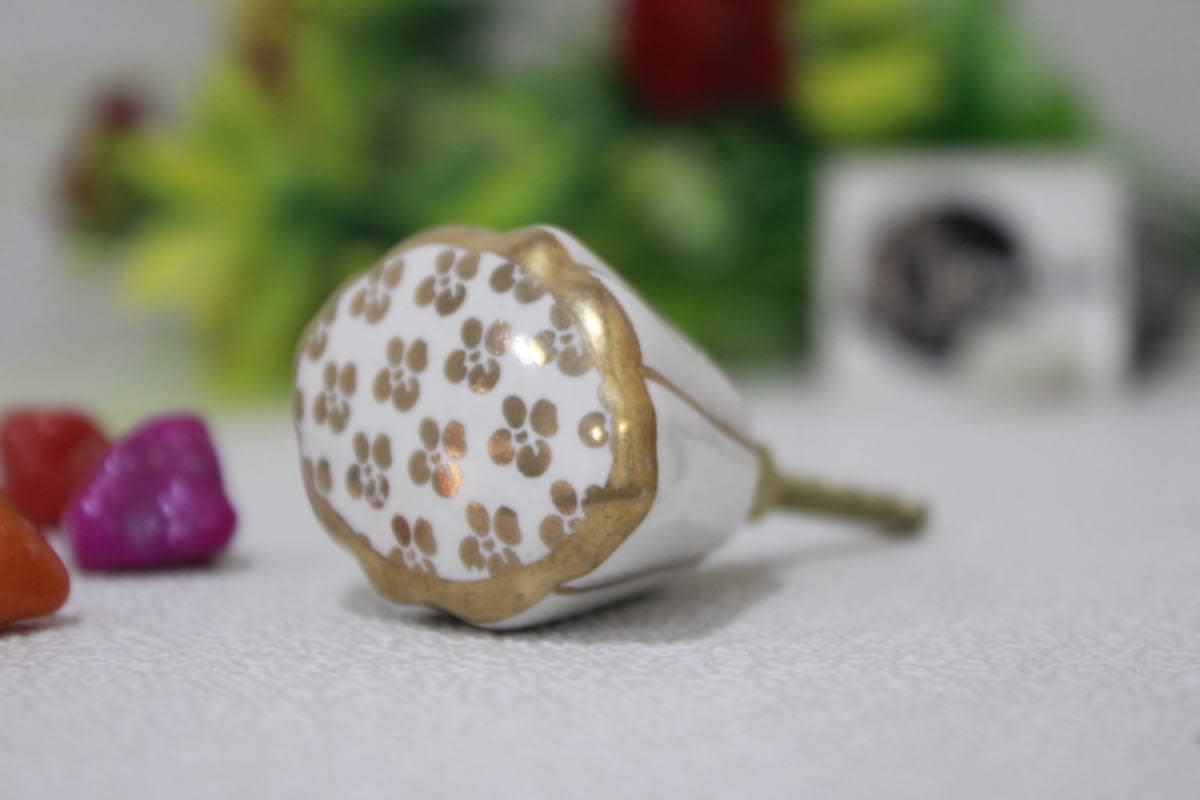 Golden Printed Flower Ceramic Knob — Ceramic 