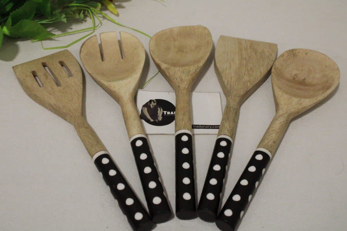 Five Wooden Spoon Set In Resin Handle — Wood & Resin