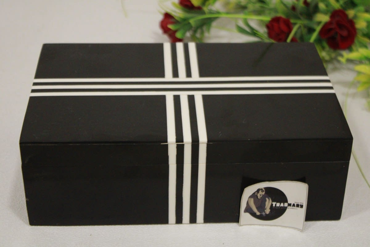Black Resin Box In White Line Design — undefined