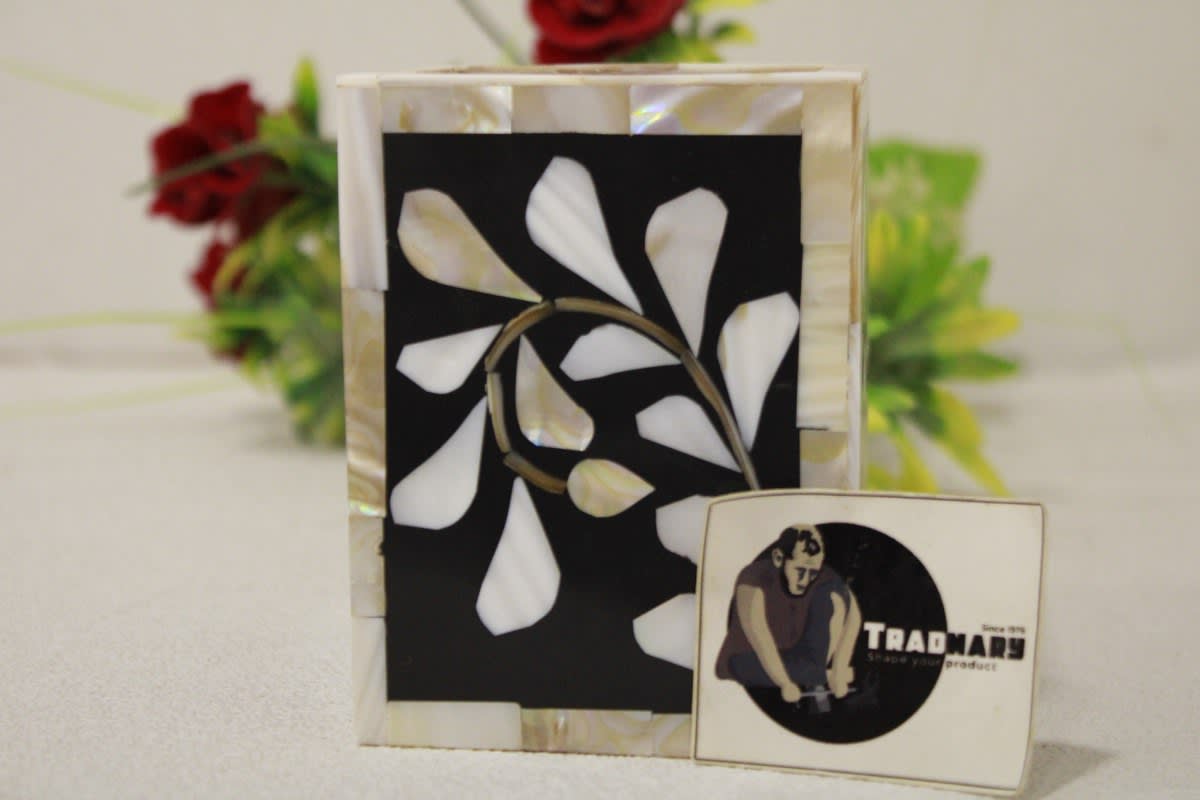 Mother Of Pearl Inlay Black Pen Holder — Resin & Mother Of Pearl