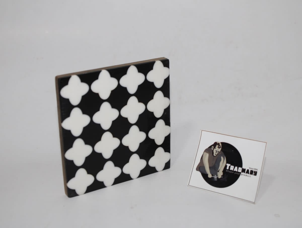 RESIN INLAY COASTER IN GEOMETRICAL DESIGN — RESIN & MDF