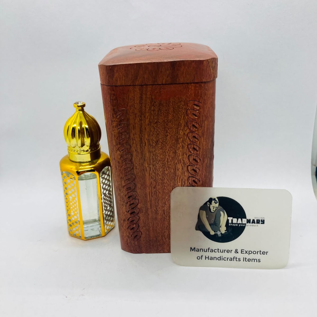 Wooden Perfume Bottle handmade in Acacia Wood by an Indian manufacturer