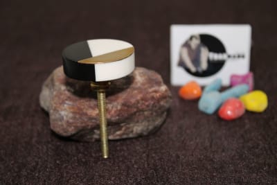 Geometric Resin Knob thumbnail 2