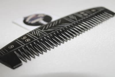 Carving Horn Comb thumbnail 3