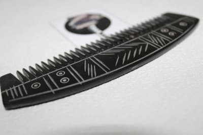 Carving Horn Comb thumbnail 4