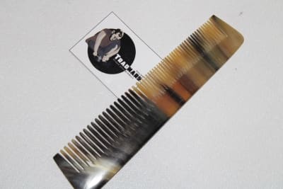 Brown and Black Horn Comb thumbnail 2