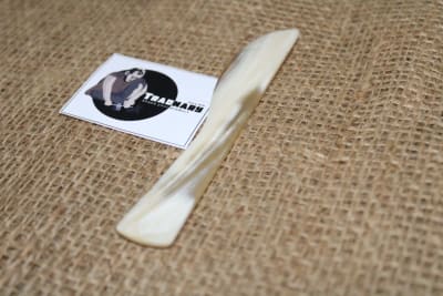 White Horn Knife thumbnail 2