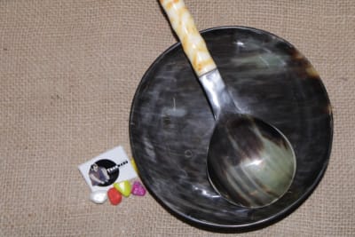 Black And Whitish Horn Bowl thumbnail 3
