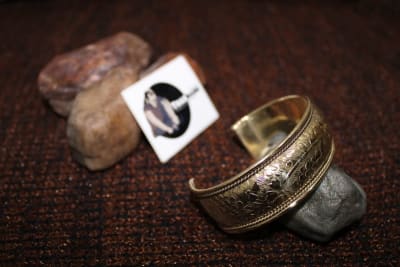 Leaves Design In Brass Cuff thumbnail 2