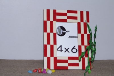 Latest Red Resin Photo Frame thumbnail 2