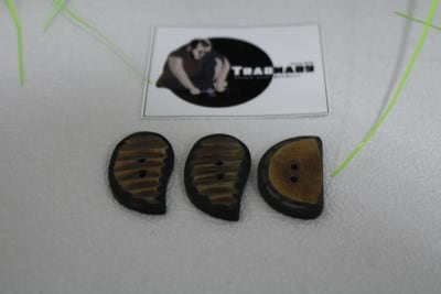 BuffAlo Horn Button thumbnail 1