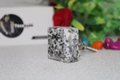 White Granite Knob thumbnail 2