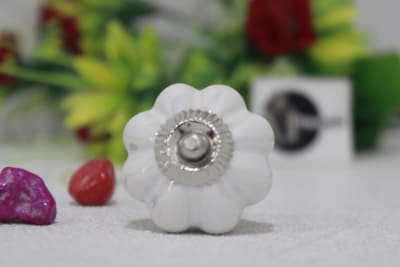 Ceramic White Flower Knob thumbnail 2