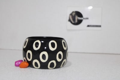 Black Colored Bangle in Circle Design thumbnail 1