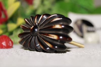 Black Flower Design Resin Knob thumbnail 1