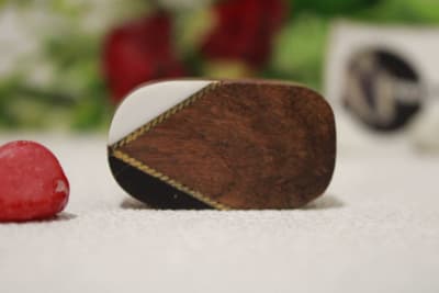 White, Black Resin & wooden Knob thumbnail 2