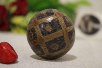 Horn Knob In Square Pattern Design thumbnail 2
