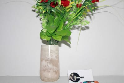 White Resin Flower Pot thumbnail 1