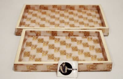 Serving Tray In Enamel Paint thumbnail 1