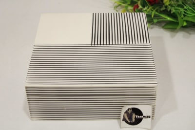 Resin Box With 1/4 Part white & 3 Parts Lining Design thumbnail 2