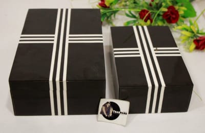 Black Resin Box In White Line Design thumbnail 3