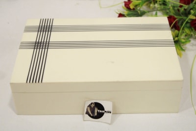 Three Resin Box In White Color With Geometric Design thumbnail 1