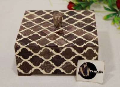Brown Resin Box In White Geometric line Design thumbnail 1